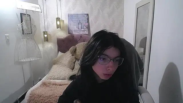 Snapshot of alllyson_ chatting on October 2025 08:06:02 PM alllyson online show from October 2025 08:06:02 PM