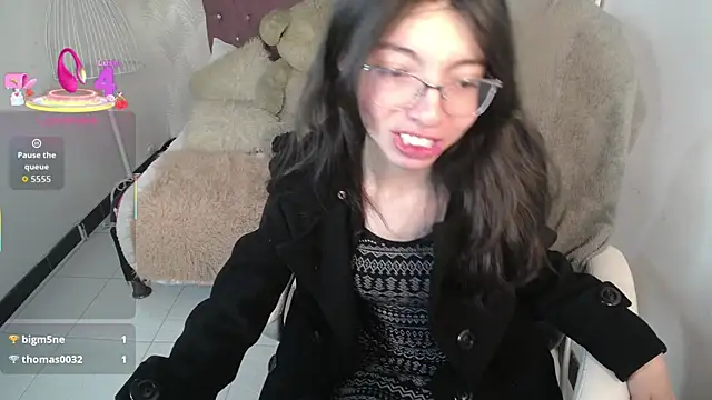 Snapshot of alllyson_ chatting on October 2025 08:39:02 PM alllyson online show from October 2025 08:39:02 PM