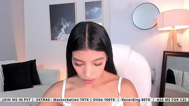 Tiffany Low online show from May 2026 04:23:02 PM