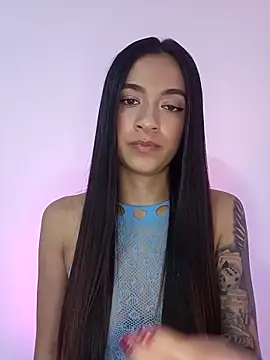 Snapshot of MiQeilaSweet chatting on December 2025 11:36:02 PM MiQeilaSweet online show from December 2025 11:36:02 PM