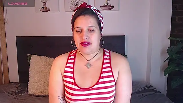 Snapshot of Andrea_secret_ chatting on October 2025 02:29:01 PM Andrea secret online show from October 2025 02:29:01 PM