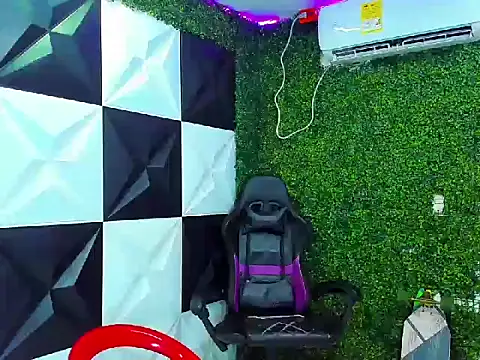 boy tatto777 online show from September 2025 02:07:02 PM