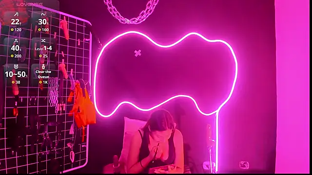 Mistress Megan BDSM online show from October 2025 01:21:01 PM