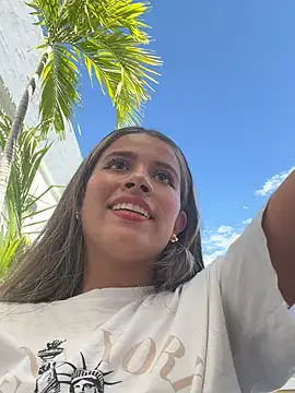 EMILIIA RICHTER   online show from October 2025 07:25:02 PM