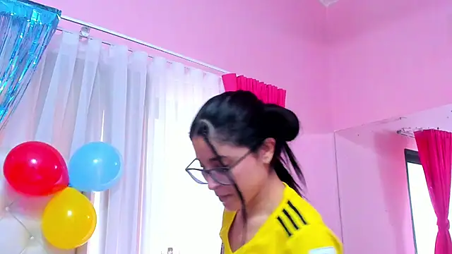 SamyySwet online show from June 2026 08:10:02 PM