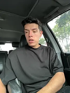 mattebret11 online show from September 2025 05:18:02 PM