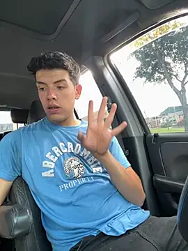 mattebret11 online show from October 2025 06:15:02 PM