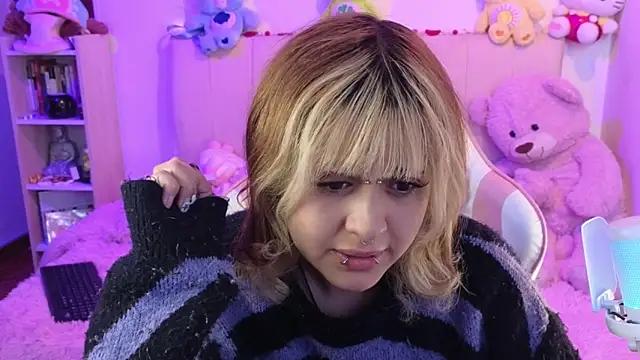 NekoWaifu online show from March 2026 01:29:02 PM