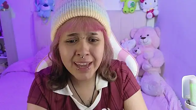 NekoWaifu online show from April 2026 02:19:02 PM