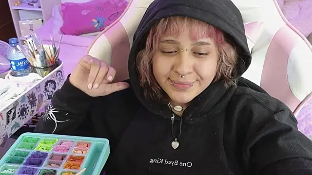 NekoWaifu online show from April 2026 05:30:01 PM