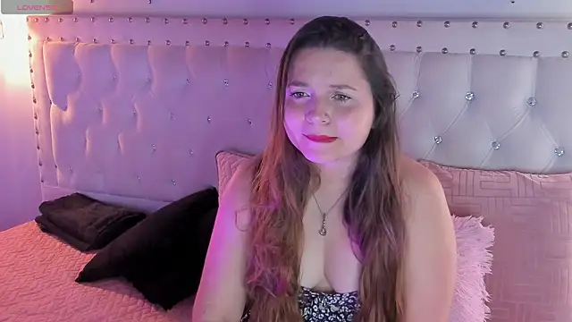 sophiee09  online show from November 2025 02:50:02 PM