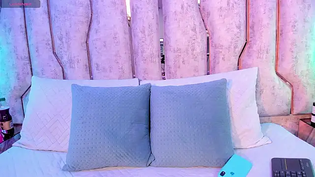 paulina cano online show from March 2026 03:24:02 AM