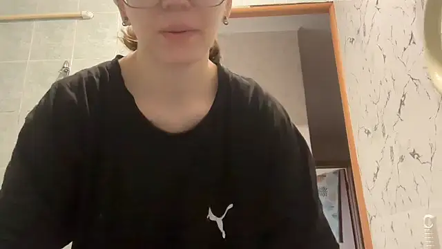 MargarettNewbie online show from September 2025 04:06:02 AM