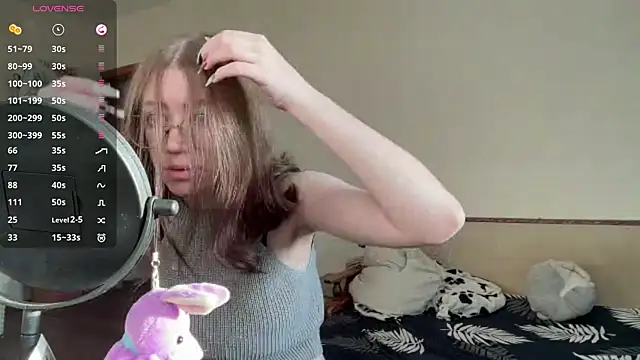 MargarettNewbie online show from October 2025 04:15:01 AM