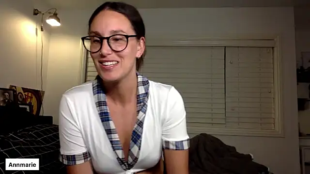 Snapshot of annmarieferrara chatting on September 2025 02:04:02 AM annmarieferrara online show from September 2025 02:04:02 AM