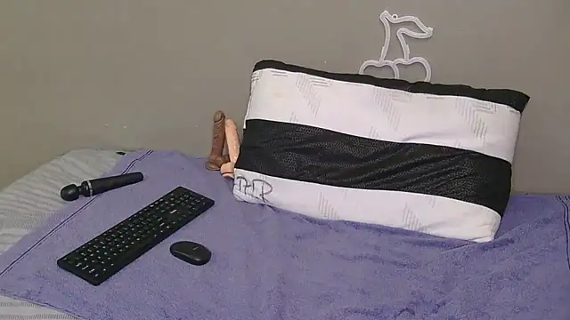 Serafynn online show from February 2026 07:35:01 AM