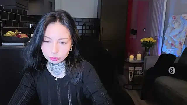 jeans-and-peach online show from October 2025 03:59:02 AM