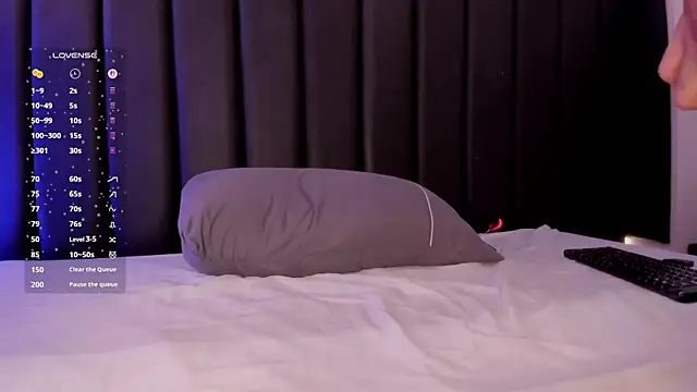 Cristina joy online show from February 2026 12:27:01 PM