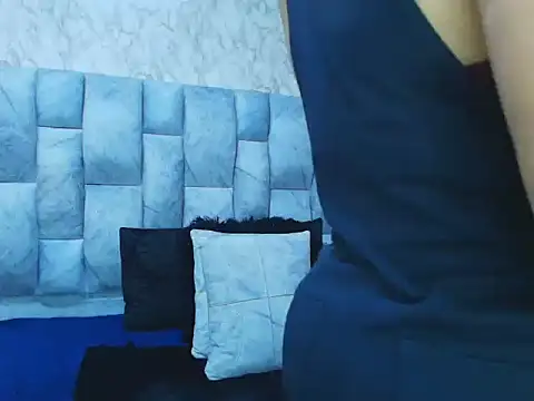 Snapshot of sofiagutierrez__ chatting on September 2025 03:32:02 AM sofiagutierrez online show from September 2025 03:32:02 AM