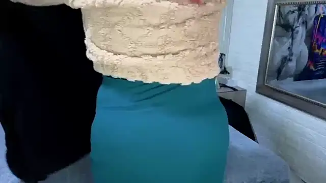 Snapshot of sofiagutierrez__ chatting on October 2025 03:07:02 AM sofiagutierrez online show from October 2025 03:07:02 AM