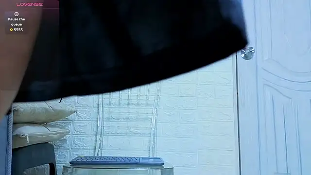 Snapshot of sofiagutierrez__ chatting on December 2025 01:15:01 PM sofiagutierrez online show from December 2025 01:15:01 PM