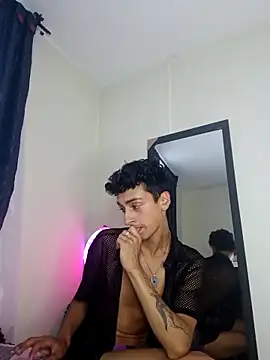 Snapshot of Seth__c69 chatting on November 2025 10:34:02 PM Seth c69 online show from November 2025 10:34:02 PM