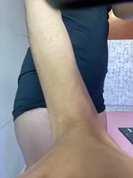 Snapshot of Ambersfoxx chatting on October 2025 11:44:02 AM Ambersfoxx online show from October 2025 11:44:02 AM