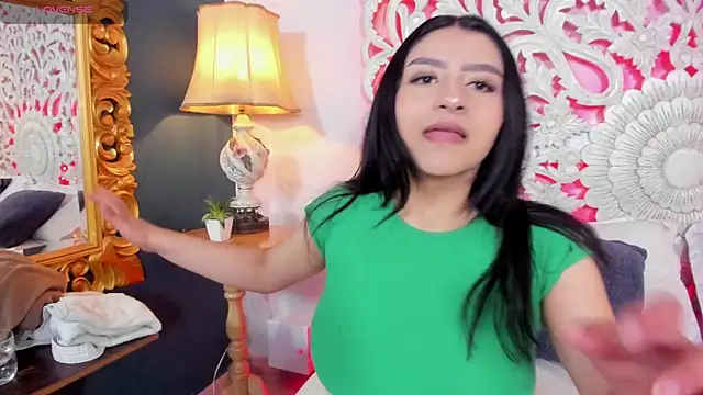 Snapshot of Sam_collinss_ chatting on November 2025 07:57:02 PM Sam collinss online show from November 2025 07:57:02 PM