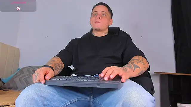 denis munera online show from October 2025 09:29:02 AM