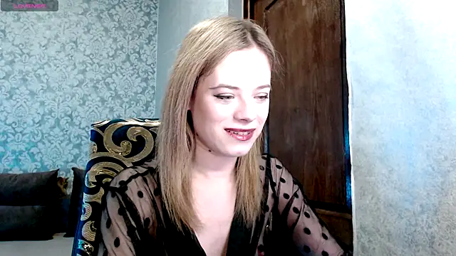 Kate  Loves online show from April 2026 07:37:01 PM