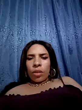 Snapshot of VioletStonee1 chatting on September 2025 02:38:01 AM VioletStonee1 online show from September 2025 02:38:01 AM