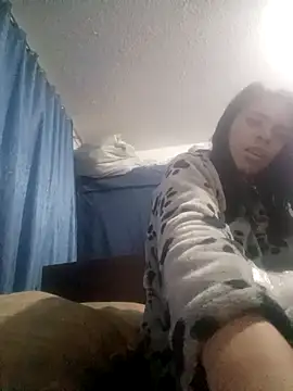 Snapshot of VioletStonee1 chatting on September 2025 03:06:01 PM VioletStonee1 online show from September 2025 03:06:01 PM