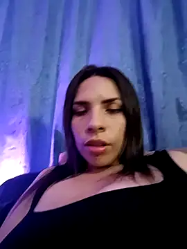 Snapshot of VioletStonee1 chatting on October 2025 01:46:01 AM VioletStonee1 online show from October 2025 01:46:01 AM