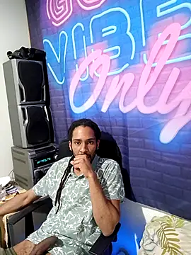 Mikaaa97 online show from February 2026 06:15:01 PM