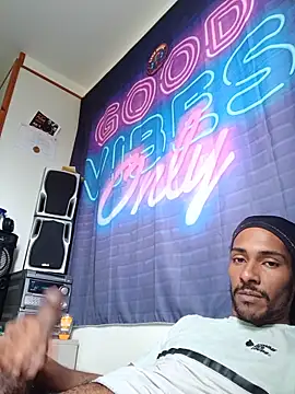 Mikaaa97 online show from June 2026 02:33:01 PM