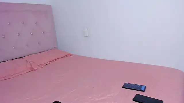 jazmine 20  online show from October 2025 08:31:01 PM