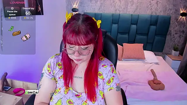 Snapshot of Bellavelvet_1 chatting on December 2025 04:53:02 AM Bellavelvet 1 online show from December 2025 04:53:02 AM