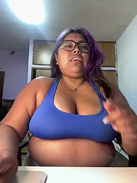 Lunarebelde online show from February 2026 11:30:02 PM