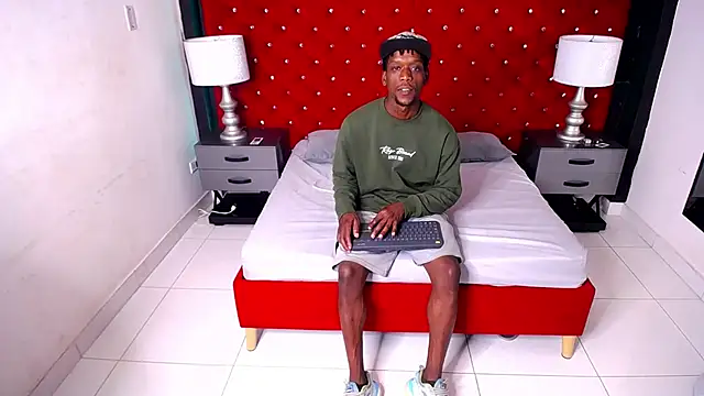 SkylerBigxxx online show from October 2025 03:53:02 AM