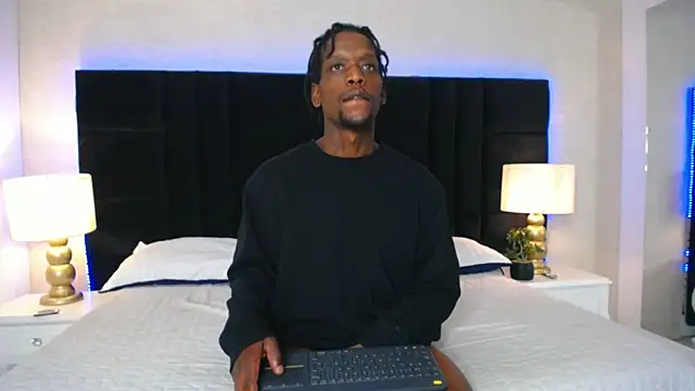 SkylerBigxxx online show from June 2026 09:14:01 AM