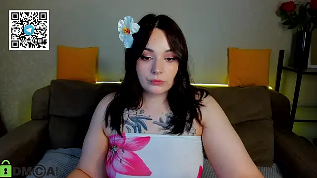 Mia R0ss online show from October 2025 01:06:02 AM