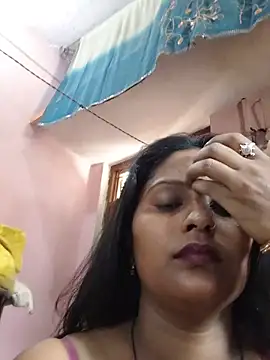 Jasmine Januja online show from June 2026 07:03:01 AM