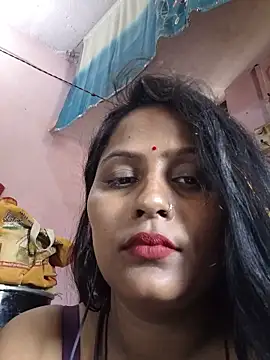 Jasmine Januja online show from June 2026 04:04:01 AM