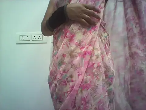 Snapshot of telugu_honey1 chatting on July 2026 05:05:01 PM telugu honey1 online show from July 2026 05:05:01 PM