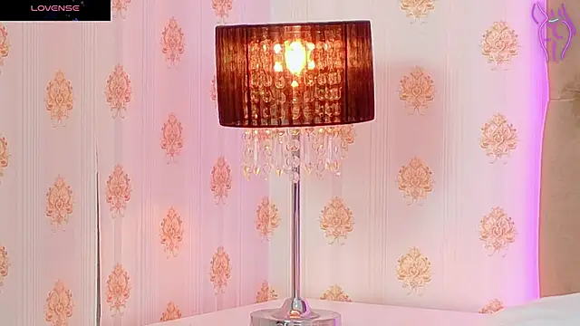 CoraVex online show from October 2025 04:24:01 AM