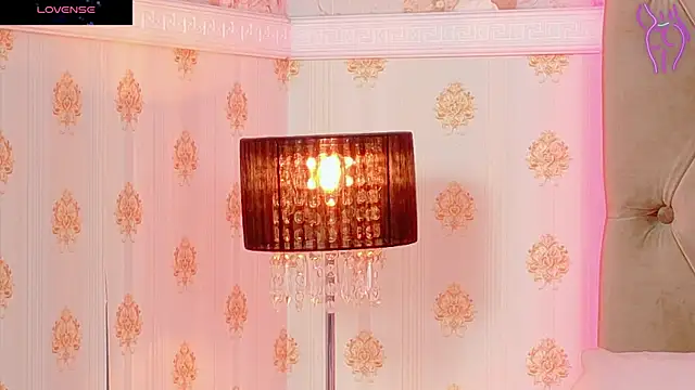 CoraVex online show from October 2025 04:12:02 AM