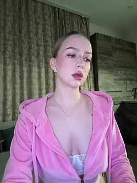 Snapshot of MissOyee chatting on February 2026 07:34:02 PM MissOyee online show from February 2026 07:34:02 PM