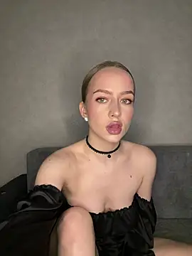 Snapshot of MissOyee chatting on March 2026 07:31:01 PM MissOyee online show from March 2026 07:31:01 PM