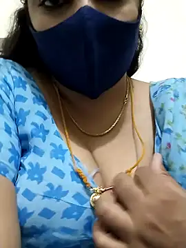Snapshot of hottamil_honey_couples chatting on September 2025 08:43:01 PM hottamil honey couples online show from September 2025 08:43:01 PM