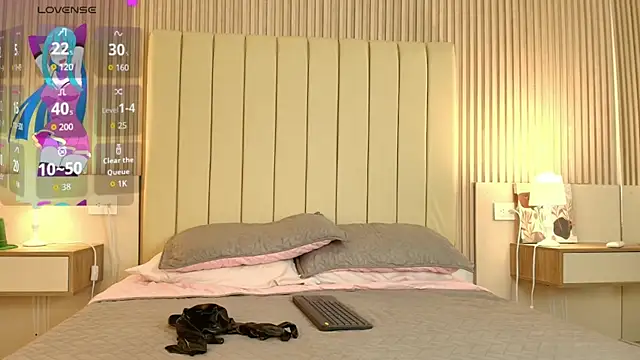 Snapshot of alessia_moon1 chatting on March 2026 12:42:01 PM alessia moon1 online show from March 2026 12:42:01 PM